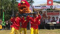 Melihat Keseruan Kompetisi Seni Budaya Sisingaan