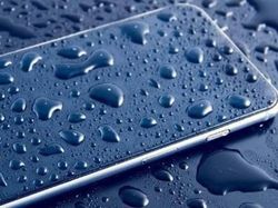 Ini Yang Harus Dilakukan Ketika Ponsel Tercebur Air