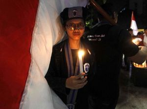Menjaga Kewarasan, Membuang Prasangka, dan Bersikap Empatik Menjaga Kewarasan, Membuang Prasangka, dan Bersikap Empatik