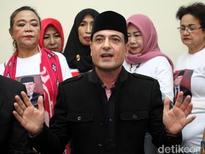 Dukung Sandi Cawapres Prabowo, Sam Aliano: Dia Masih Muda dan Smart Dukung Sandi Cawapres Prabowo, Sam Aliano: Dia Masih Muda dan Smart