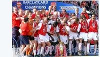 Barcelona harus meniru Arsenal, yang pernah menuntaskan Liga Inggris tanpa terkalahkan di 2004. (ist.)