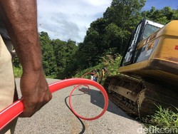 Sulitnya Bangun Internet di Papua, Dikawal TNI Seperti Mau Perang