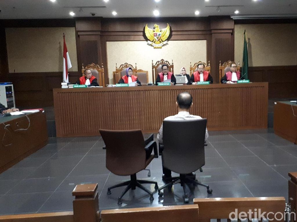 Sjamsul Nursalim Diperkaya Rp 4,58 Triliun dari Skandal BLBI Sjamsul Nursalim Diperkaya Rp 4,58 Triliun dari Skandal BLBI