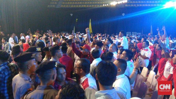 Warga Jabar Pilih Gubernur di 74.954 TPS (EMBG)