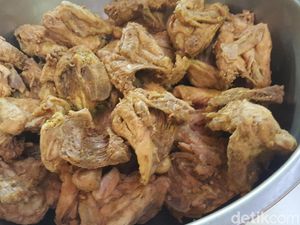 3 Resep Ayam Ungkep Paling Sedap untuk Stok Lauk Sahur 3 Resep Ayam Ungkep Paling Sedap untuk Stok Lauk Sahur