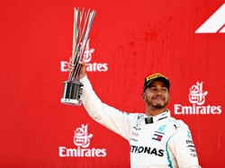 Hamilton Makin Klop dengan Mobilnya