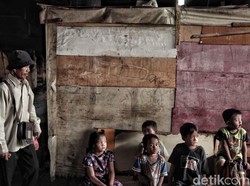 SBY Sebut Ada 100 Juta Orang Miskin di RI, Ini Datanya