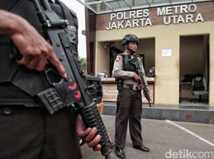 Polisi Safari Keliling Masjid di Jakut Selama Ramadan Polisi Safari Keliling Masjid di Jakut Selama Ramadan