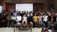 Bergandengan Tangan Melawan Terorisme