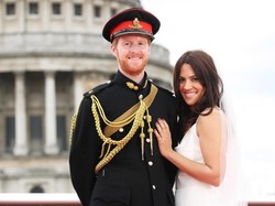 Pasangan Ini Menang Kontes Mirip Meghan Markle dan Pangeran Harry