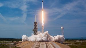 Peluncuran Roket Canggih SpaceX yang Dapat Dipakai 100 Kali