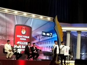 3 Cagub Minta Sudrajat-Syaikhu Ditegur soal Kaus #2019GantiPresiden 3 Cagub Minta Sudrajat-Syaikhu Ditegur soal Kaus #2019GantiPresiden
