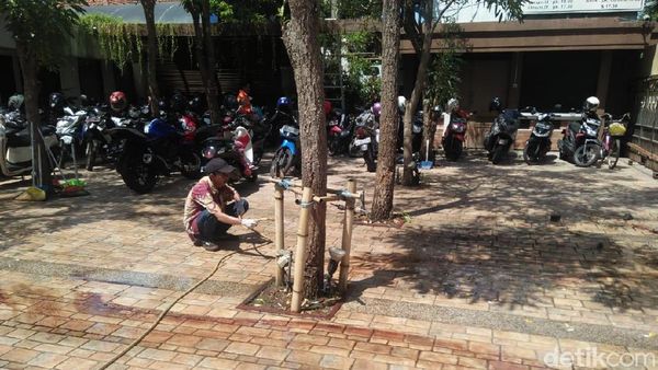 Area Parkir GKI Mulai Dibersihkan