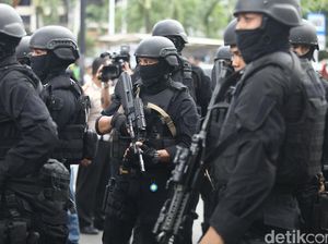 Tukang Las di Sukoharjo Ditangkap Densus 88, Punya Sajam-Senapan Angin Tukang Las di Sukoharjo Ditangkap Densus 88, Punya Sajam-Senapan Angin