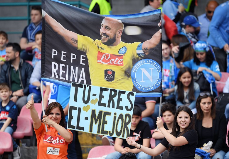 Milan Berencana Rekrut Reina Milan Berencana Rekrut Reina