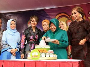 Gaya Makan Sederhana Wali Kota Surabaya hingga Aksi Anak Baim Bikin Cupcake
