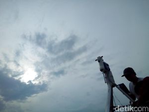 Hilal Tidak Terlihat di Kudus Hilal Tidak Terlihat di Kudus