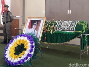 KPU Minta PKB Segera Ajukan Cabup Tegal Pengganti Ki Enthus KPU Minta PKB Segera Ajukan Cabup Tegal Pengganti Ki Enthus