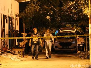 Rumah Kos yang Disergap Densus 88 di Surabaya Dihuni Teguh Rumah Kos yang Disergap Densus 88 di Surabaya Dihuni Teguh