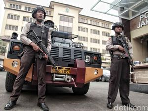 Situasi Siaga 1 di Polres Metro Jakut, Polisi Bersenjata Disiagakan