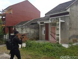 Densus 88 Amankan Pasutri Warga Malang