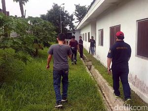 Saat Petugas Blusukan Buru Tenaga Asing Ilegal di Sukabumi