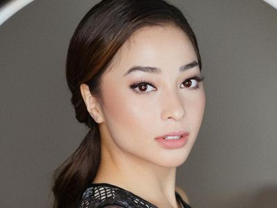Seperti Ini Wajah 12 Artis Indonesia yang Filler dan Botox Bibir Hingga Dagu