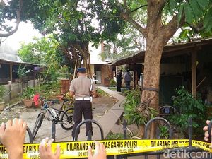 Polisi Masih Jaga Lokasi Kedua Penangkapan Teroris Tangerang Polisi Masih Jaga Lokasi Kedua Penangkapan Teroris Tangerang