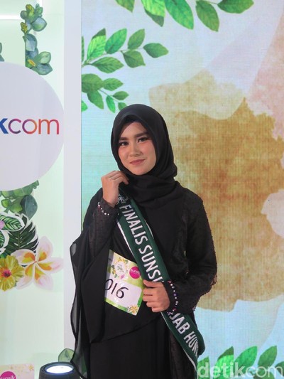 Finalis Sunsilk Hijab Hunt Ira Ary Monica. Foto: Hestianingsih/Wolipop Finalis Sunsilk Hijab Hunt Ira Ary Monica. Foto: Hestianingsih/Wolipop