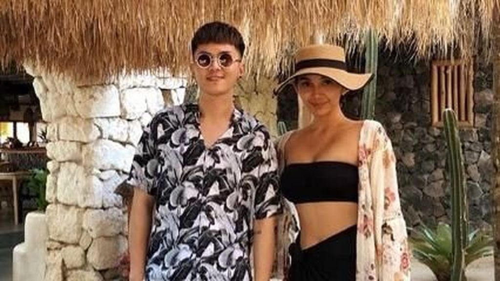 Ini Elsa Diandra, si Seksi Pacar Rafael SM*SH Ini Elsa Diandra, si Seksi Pacar Rafael SM*SH