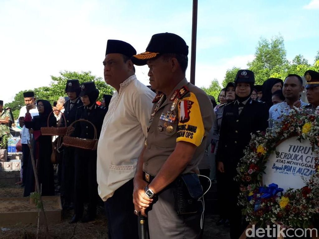 Sepekan Rentetan Teror, Wakapori Minta Masyarakat Tetap Tenang Sepekan Rentetan Teror, Wakapori Minta Masyarakat Tetap Tenang