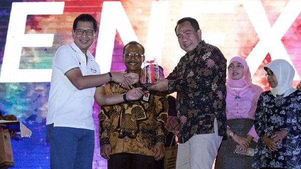 Upaya Peningkatan Daya Saing Generasi Muda