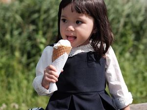 Makin Cantik dan Menggemaskan! Intip 10 Gaya Gempita Kalau Lagi Cicip Makanan