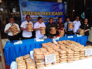 Setengah Ton Ganja Gagal Beredar di Jabar