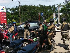 Motret Brimob Patroli, Ojol Diamankan di Palembang