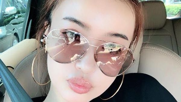 Foto: Tampil Seperti Remaja, Kamu Akan Terkejut Jika Tahu Usia Model Ini