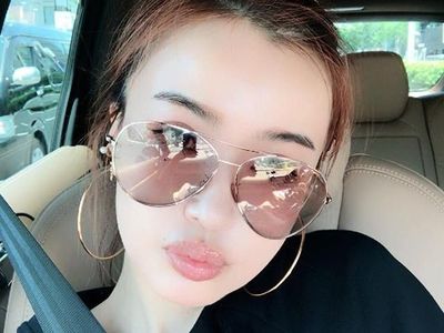 Foto: Tampil Seperti Remaja, Kamu Akan Terkejut Jika Tahu Usia Model Ini