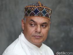 Cerita Versi FPI Sukabumi soal Haddad Alwi Angkat Tangan Saat Selawat