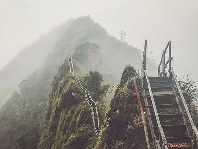 Foto: Tangga Menuju Surga di Hawaii
