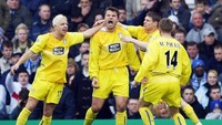 13. Leeds United mengoleksi 692 poin dari 468 laga dengan menjalani 12 musim. Leeds surplus 68 gol. (Foto: Clive Mason/Getty Images)