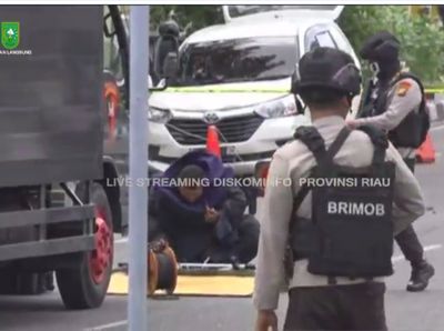 Suasana Menegangkan Polda Riau yang Diserang Teroris