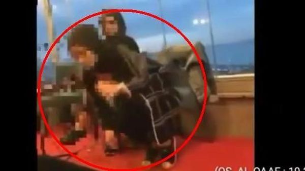 Potret Kematian Mendadak Orang-orang di Atas Panggung