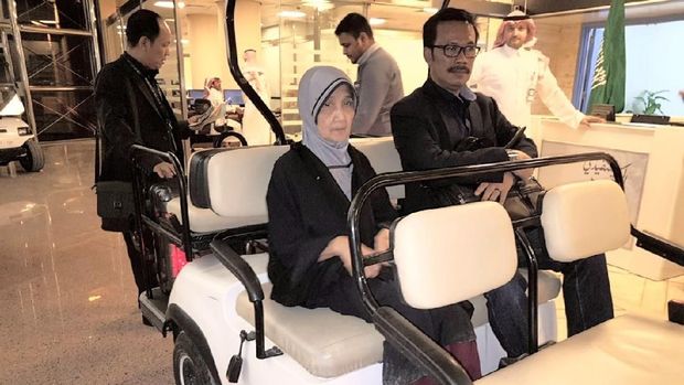 Qibtiyah bersama Dubes RI Riyadh Agus Maftuh Abegebriel