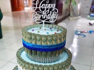 Mewah! Ini Dia Kreasi Kue Uang Sungguhan yang Lagi Ngetren