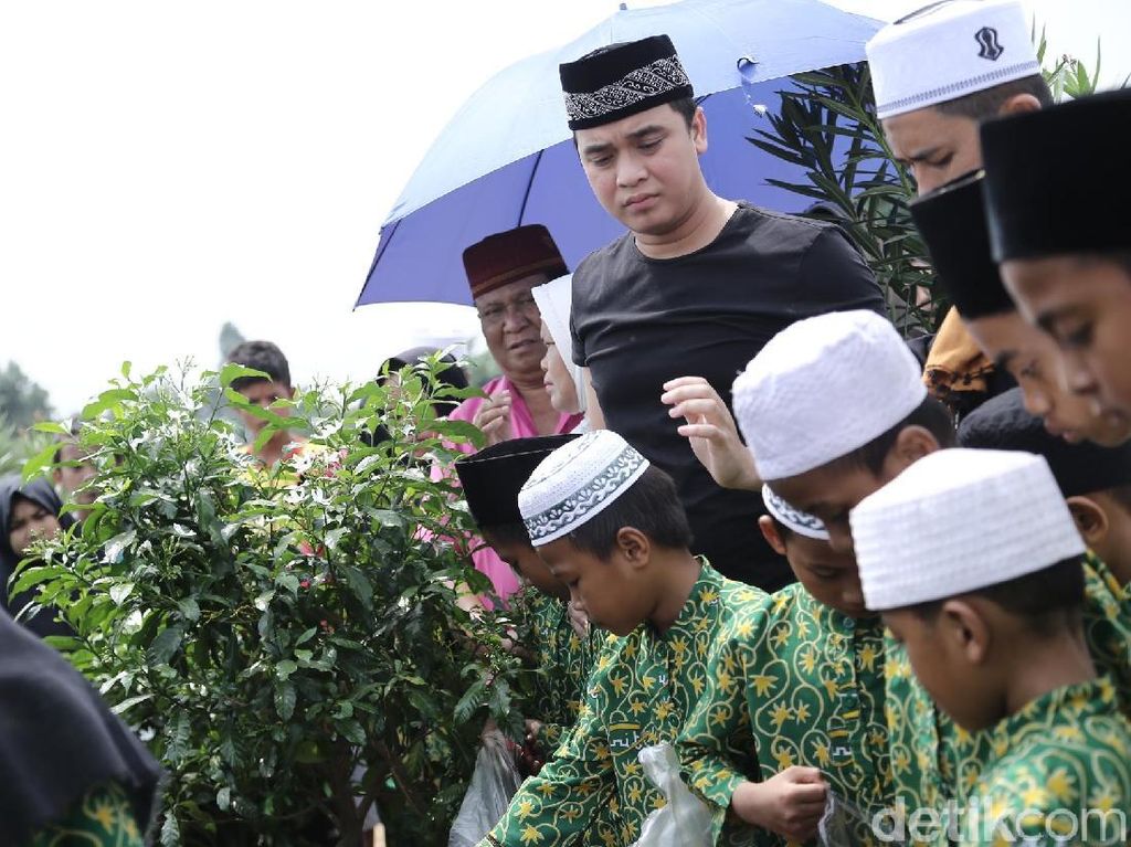 Empat Tahun Meninggalnya Olga Syahputra, Billy Udah Ikhlas Empat Tahun Meninggalnya Olga Syahputra, Billy Udah Ikhlas
