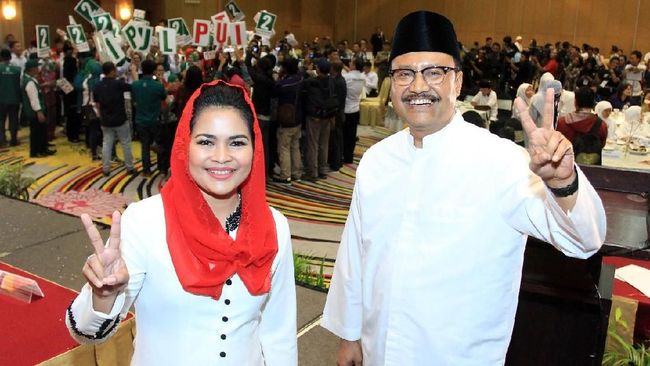 Ini Pesan Gus Ipul-Puti Sambut Ramadan Ini Pesan Gus Ipul-Puti Sambut Ramadan