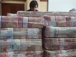 Di Lampung Masih Banyak Orang Beli Mobil Pakai Uang Sekarung!