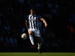 Jake Livermore juga bermain bagus di penghujung musim bersama West Bromwich Albion tapi tidak dibawa ke Rusia. Ia hanya masuk dalam daftar stand by, andai ada gelandang yang tiba-tiba gagal berangkat ke Piala Dunia 2018. (Foto: Stu Forster/Getty Images)