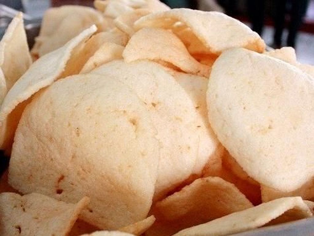 Ngemil Kerupuk Bisa Bikin Gemuk Nggak Sih? Ini Kata Ahli Diet Ngemil Kerupuk Bisa Bikin Gemuk Nggak Sih? Ini Kata Ahli Diet