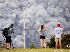 Letusan Gunung Kilauea di Hawai Jadi Tontonan